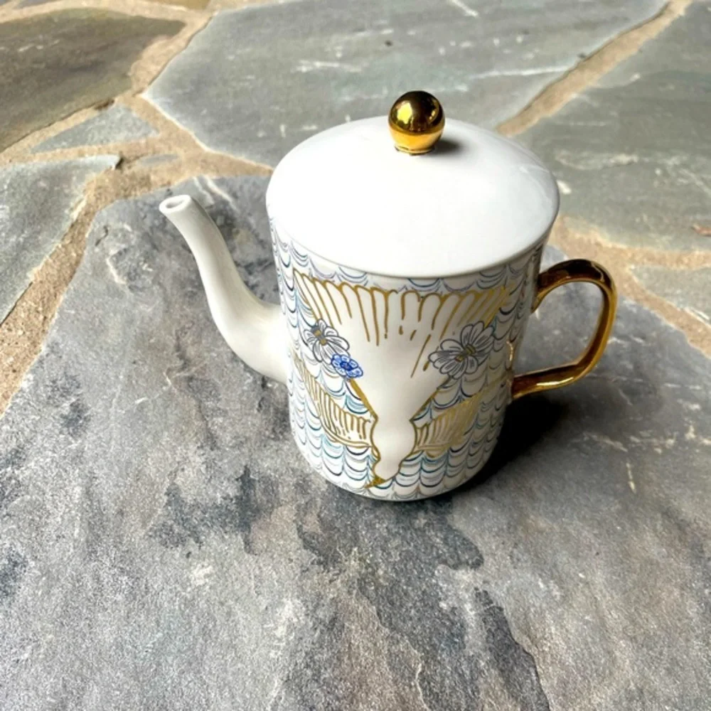 Lauren McIntosh Tea Pot